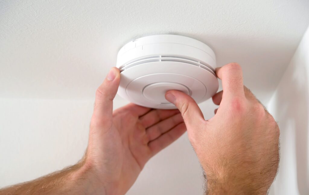 Testing smoke detector
